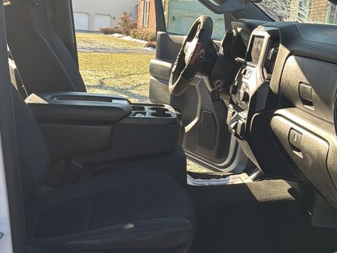 Used 2022 Chevrolet Silverado 1500 Custom w/ LPO, Dark Essentials Package image 22