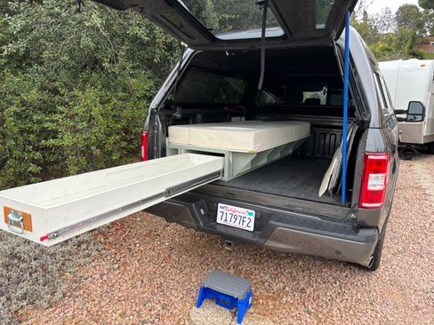 Used 2018 Ford F150 XLT w/ Equipment Group 302A Luxury RWD image 8
