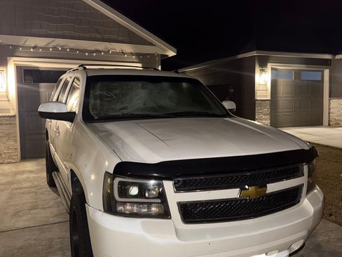 Used 2013 Chevrolet Tahoe LT image 6