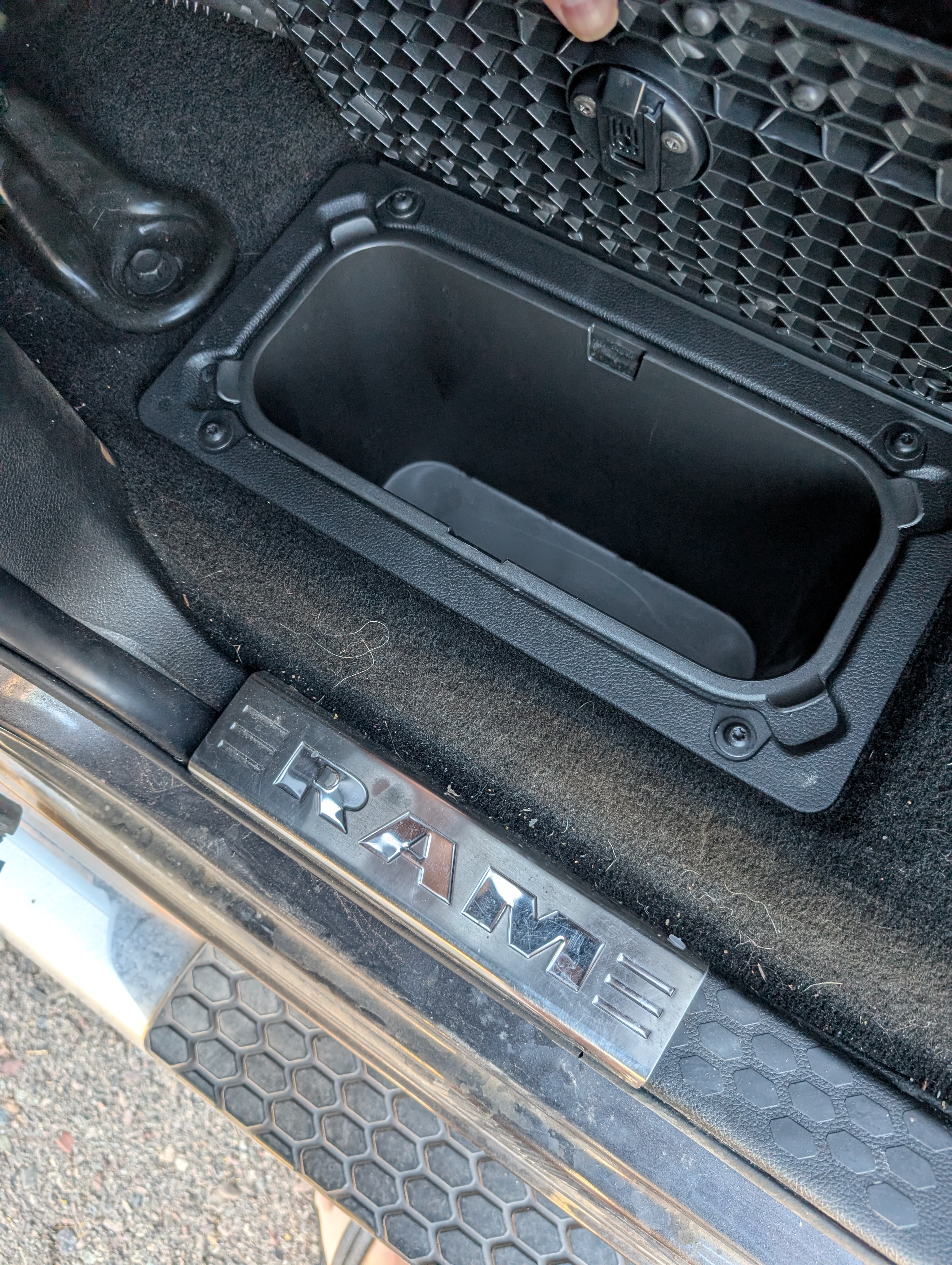 Used 2015 RAM 1500 Limited AWD/4WD image 8