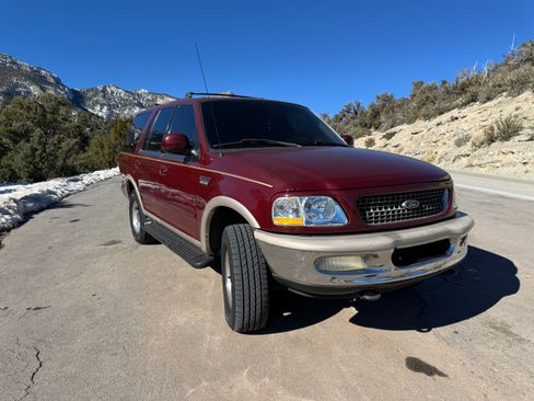 Used 1998 Ford Expedition Sport Utility 4D image 6