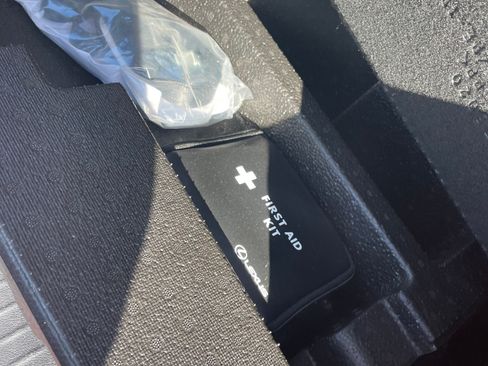 Used 2012 Lexus CT 200h Premium w/ Premium Audio Pkg image 21