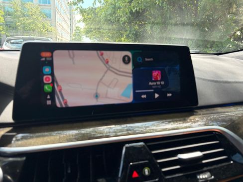 Used 2019 BMW 640i Gran Turismo xDrive w/ M Sport Package AWD/4WD image 11