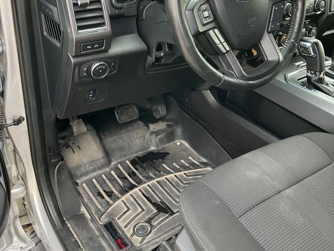 Used 2017 Ford F150 XLT w/ Equipment Group 302A Luxury image 24