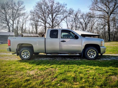 Used 2008 Chevrolet Silverado 1500 W/T w/ LS Package image 5