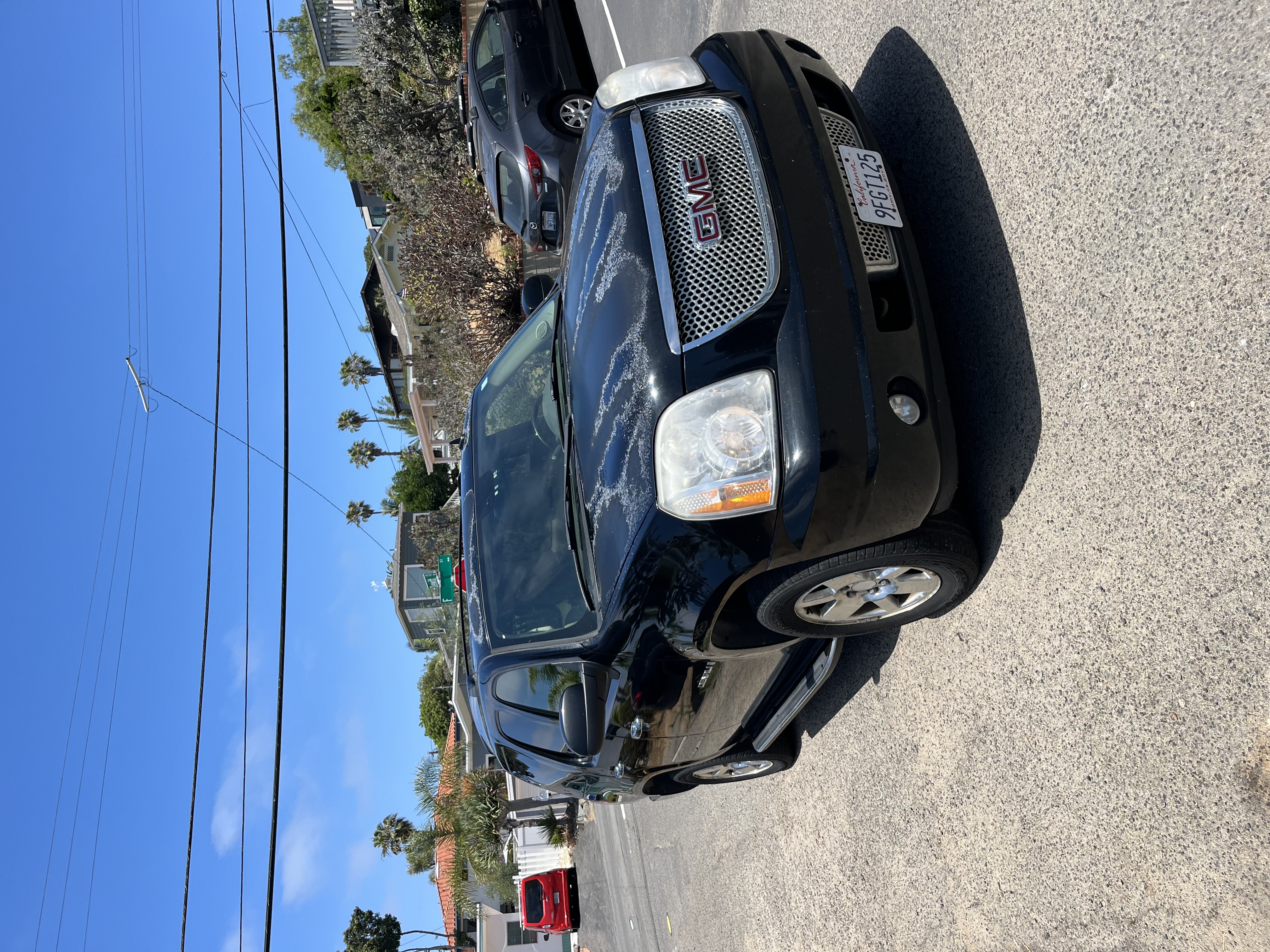 Used 2007 GMC Yukon Denali AWD/4WD image 4