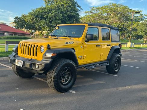 Used 2019 Jeep Wrangler Unlimited Sport S image 1