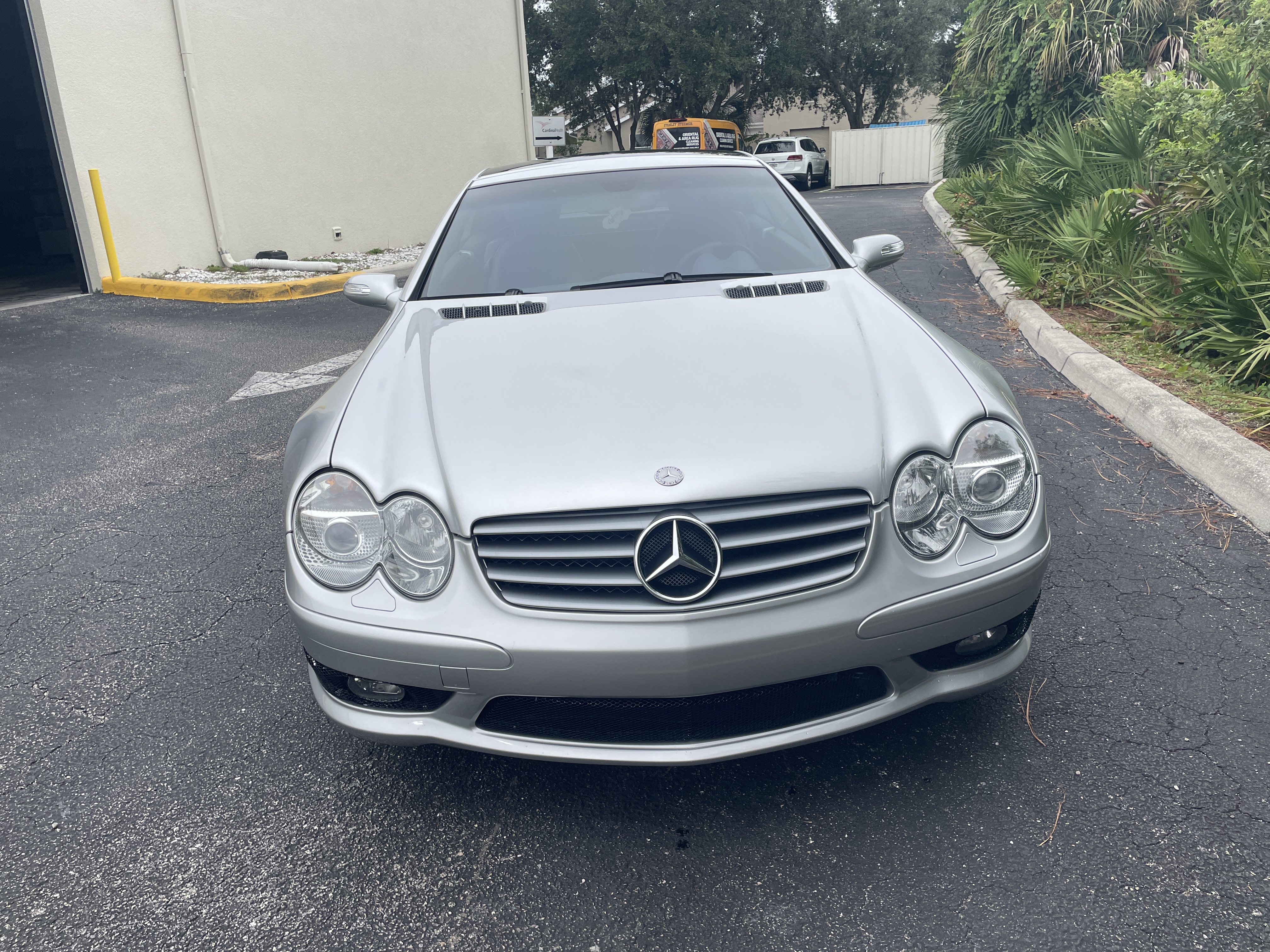 Used 2004 Mercedes-Benz SL 500 w/ AMG Sport Pkg image 6