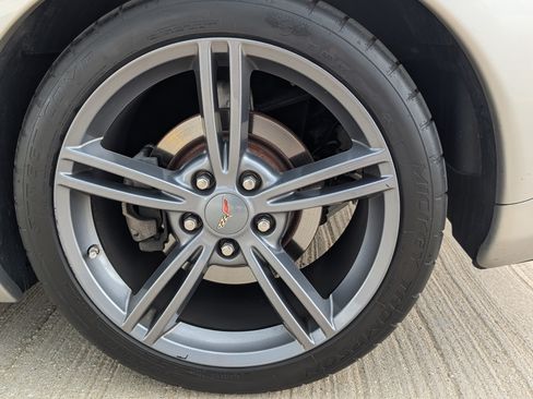 Used 2008 Chevrolet Corvette Coupe w/ Preferred Equipment Group image 25