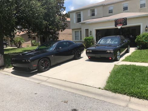 Used 2015 Dodge Challenger SRT Hellcat image 13