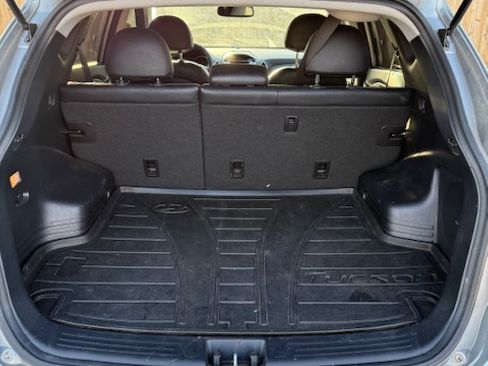 Used 2013 Hyundai Tucson Limited w/ Premium Pkg FWD image 6