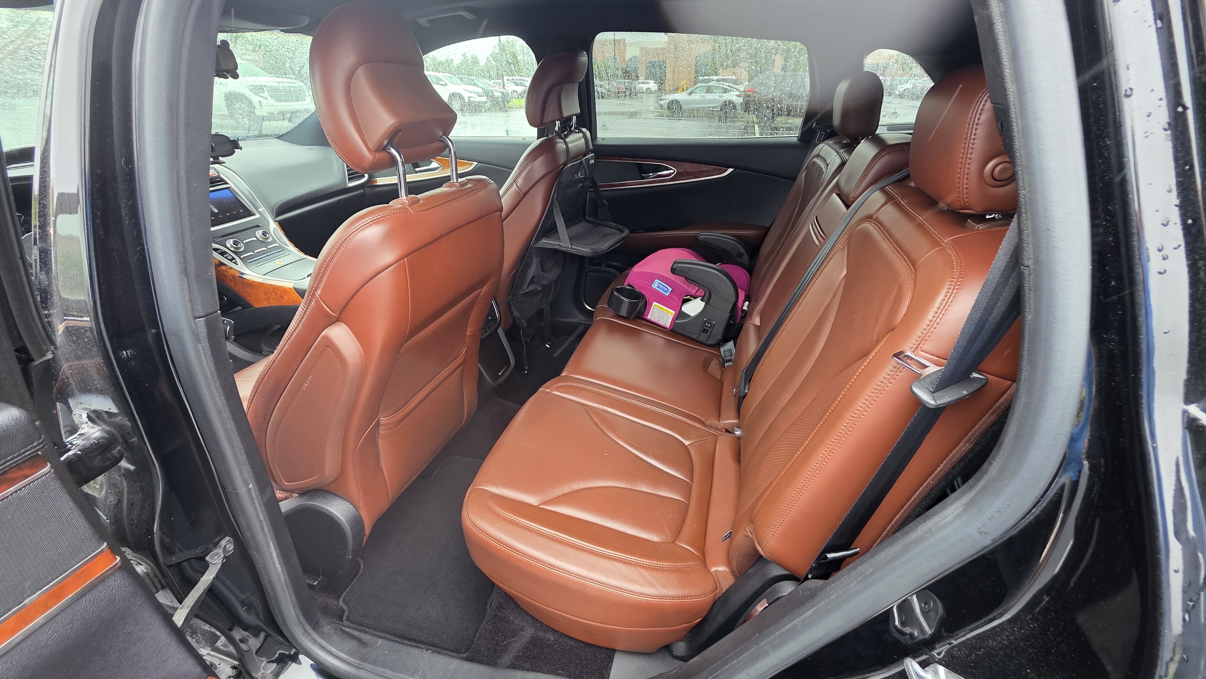Used 2017 Lincoln MKX Reserve w/ Cargo Utility Package FWD image 13