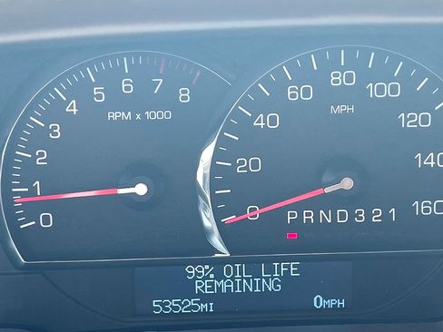 Used 2011 Cadillac DTS Luxury image 4