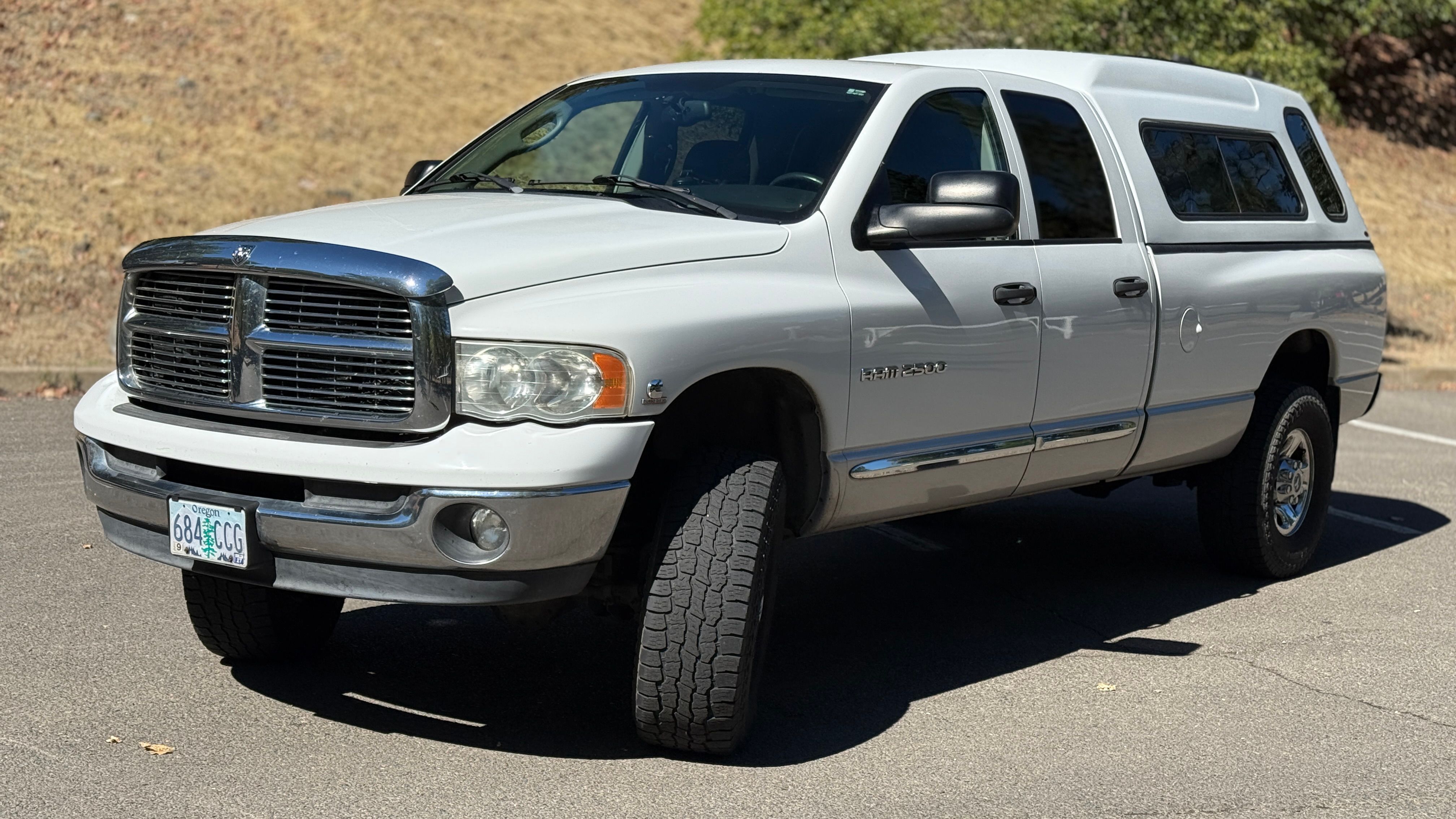 Used 2005 Dodge Ram 2500 Truck SLT AWD/4WD image 2