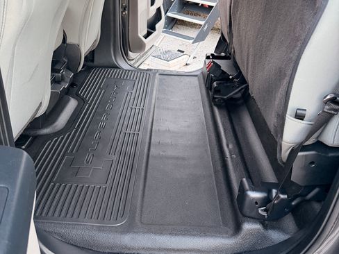 Used 2020 Ford F250 XL w/ STX Appearance Package image 11