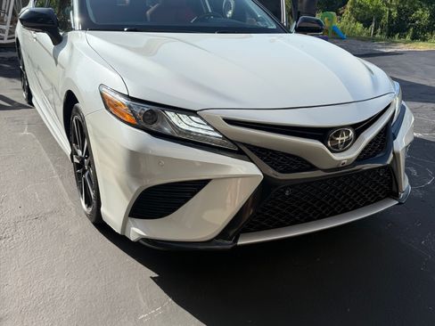Used 2018 Toyota Camry XSE w/ Driver Assist Package FWD image 12