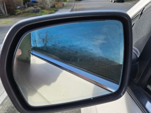 Used 2016 Ford Edge Titanium w/ Equipment Group 301A image 13