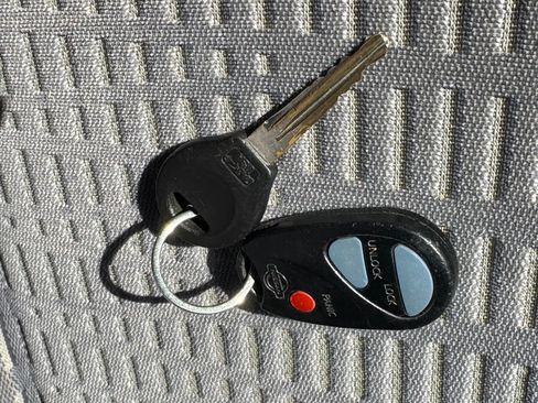 Used 2001 Nissan Xterra SE RWD image 6