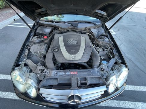 Used 2008 Mercedes-Benz CLK 350 Coupe image 16