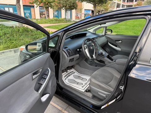 Used 2010 Toyota Prius Two image 15