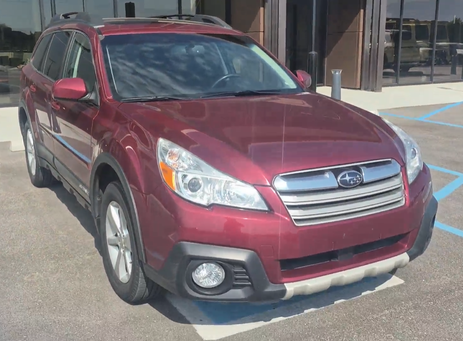 Used 2013 Subaru Outback 3.6R Limited w/ Moonroof Pkg AWD/4WD image 5