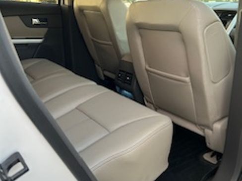 Used 2014 Ford Edge Limited w/ Driver Entry Package image 9