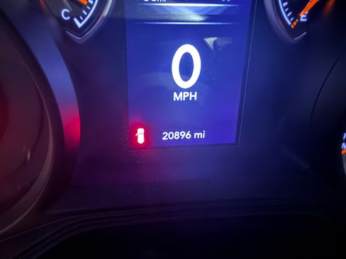 Used 2024 Jeep Wrangler Unlimited Sport AWD/4WD image 6