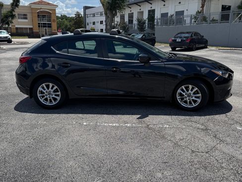 Used 2016 MAZDA MAZDA3 i Grand Touring FWD image 4