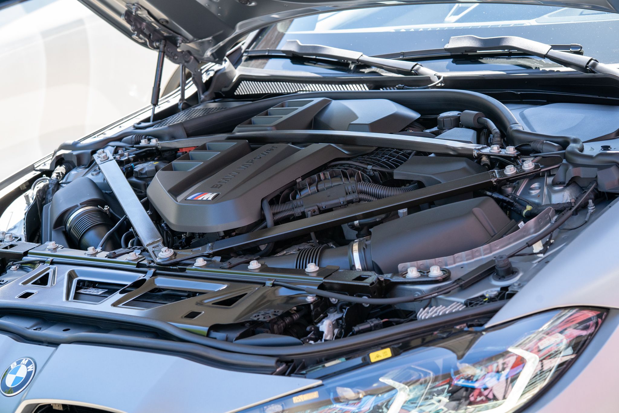 Used 2023 BMW M3 w/ M Carbon Exterior Package RWD image 12