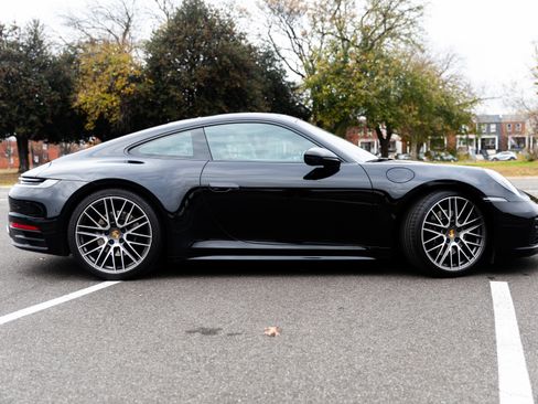 Used 2021 Porsche 911 Carrera 4S image 19