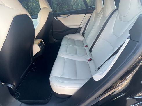 Used 2020 Tesla Model S Performance AWD/4WD image 31