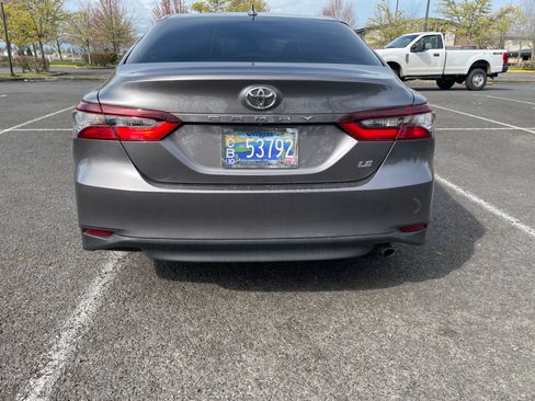 Used 2022 Toyota Camry LE w/ Cold Weather Package FWD image 5