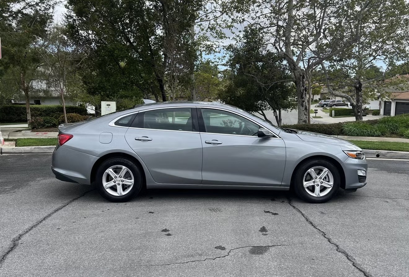 Used 2023 Chevrolet Malibu LT FWD image 6