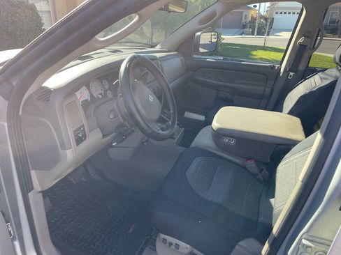 Used 2005 Dodge Ram 2500 Truck SLT w/ Quad Cab Big Horn Value Group image 10