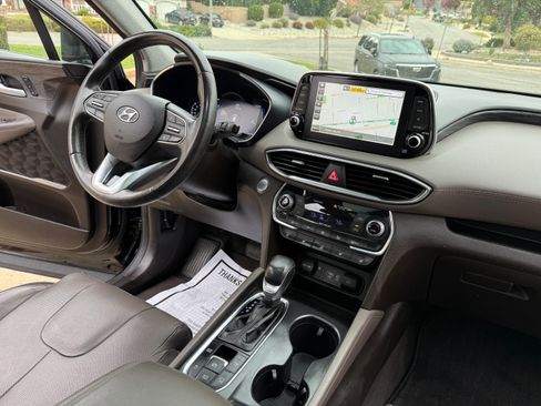 Used 2019 Hyundai Santa Fe FWD image 31