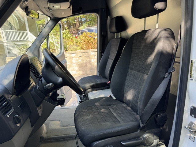 Used 2016 Mercedes-Benz Sprinter 2500 image 19
