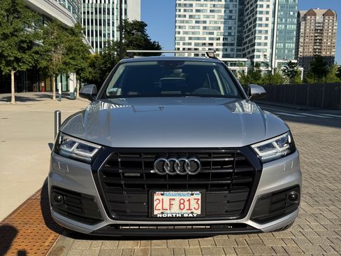 Used 2020 Audi Q5 2.0T Premium Plus w/ Premium Plus Package AWD/4WD image 5