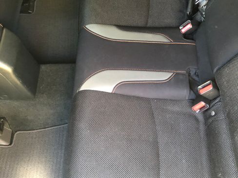 Used 2016 Subaru Crosstrek 2.0i Premium w/ 17" Wheel Sport Package AWD/4WD image 10