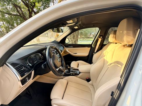 Used 2019 BMW X3 sDrive30i image 4