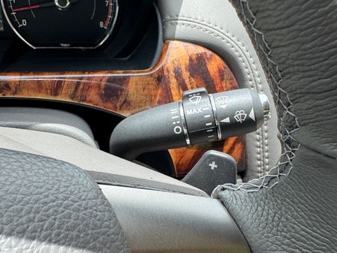 Used 2010 Jaguar XKR R RWD image 27