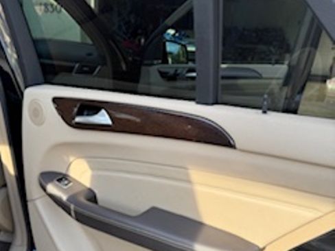 Used 2014 Mercedes-Benz ML 350 4MATIC image 12