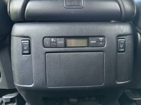 Used 2021 Nissan Armada Platinum w/ Captain's Chairs Package AWD/4WD image 26