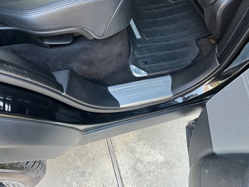 Used 2017 Land Rover Range Rover Sport HSE image 23