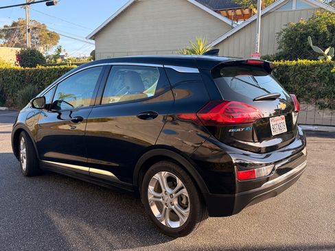 Used 2018 Chevrolet Bolt LT FWD image 5