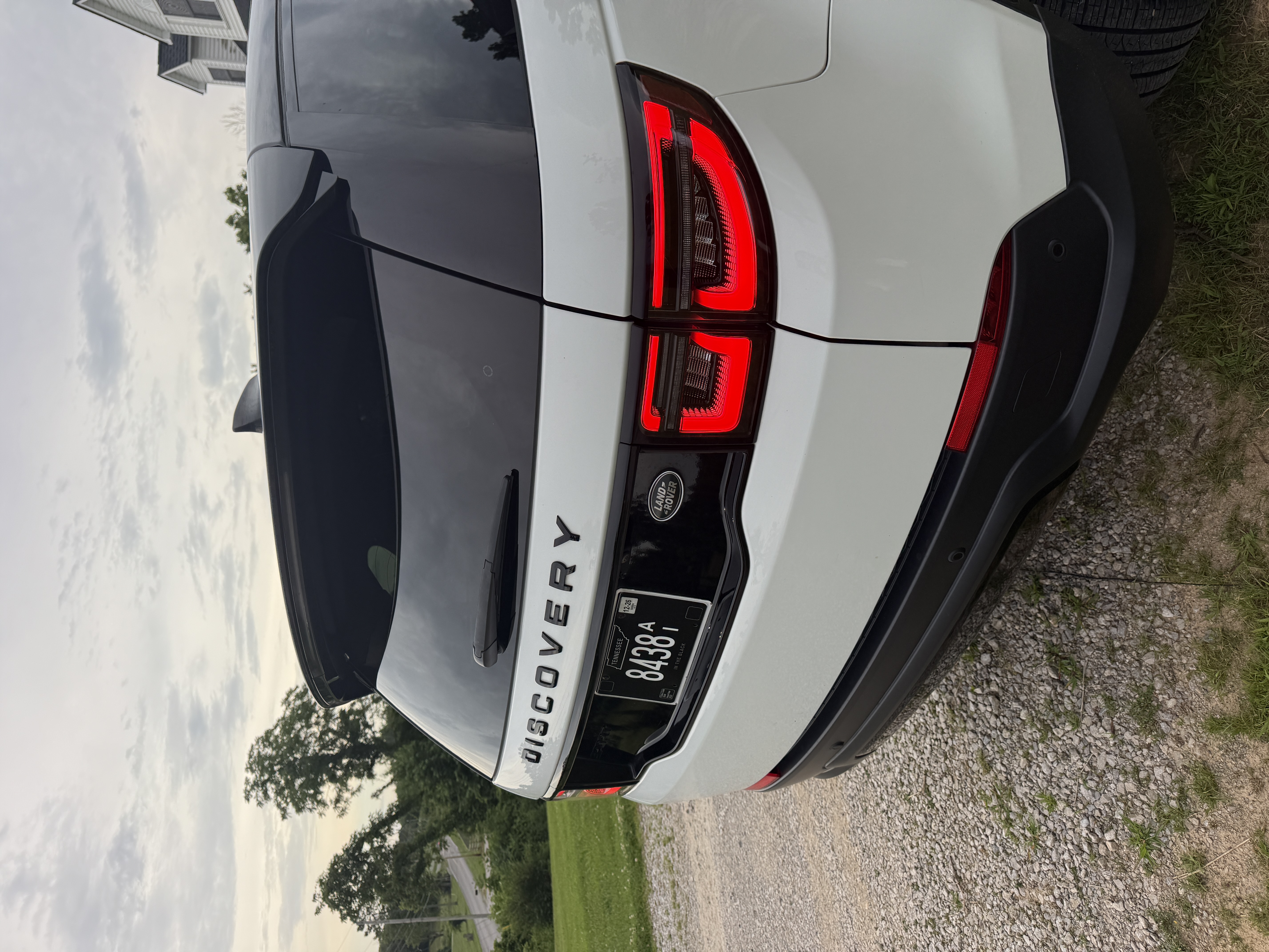 Used 2021 Land Rover Discovery Sport SE AWD/4WD image 8