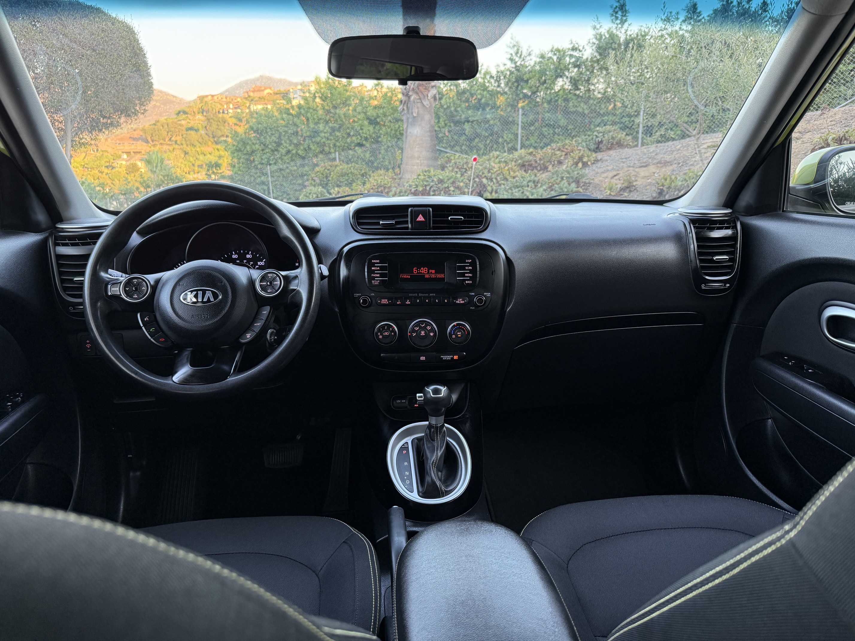 Used 2015 Kia Soul + FWD image 25