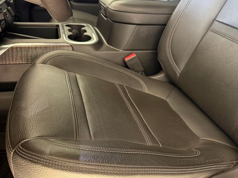 Used 2021 GMC Sierra 2500 Denali w/ Denali Ultimate Package image 23