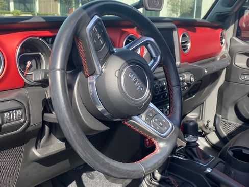 Used 2020 Jeep Wrangler Unlimited Rubicon image 23