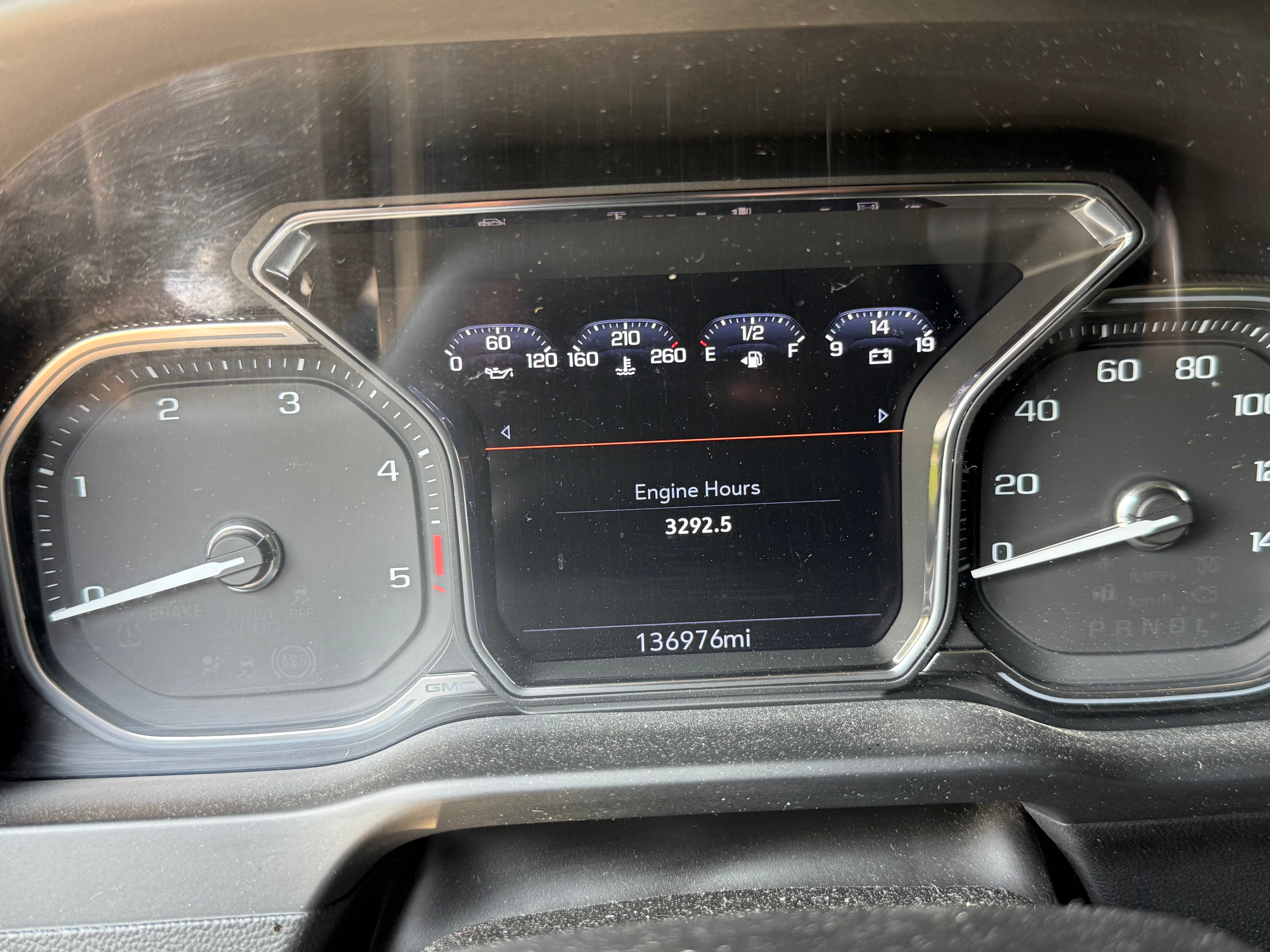 Used 2022 GMC Sierra 3500 Denali AWD/4WD image 4