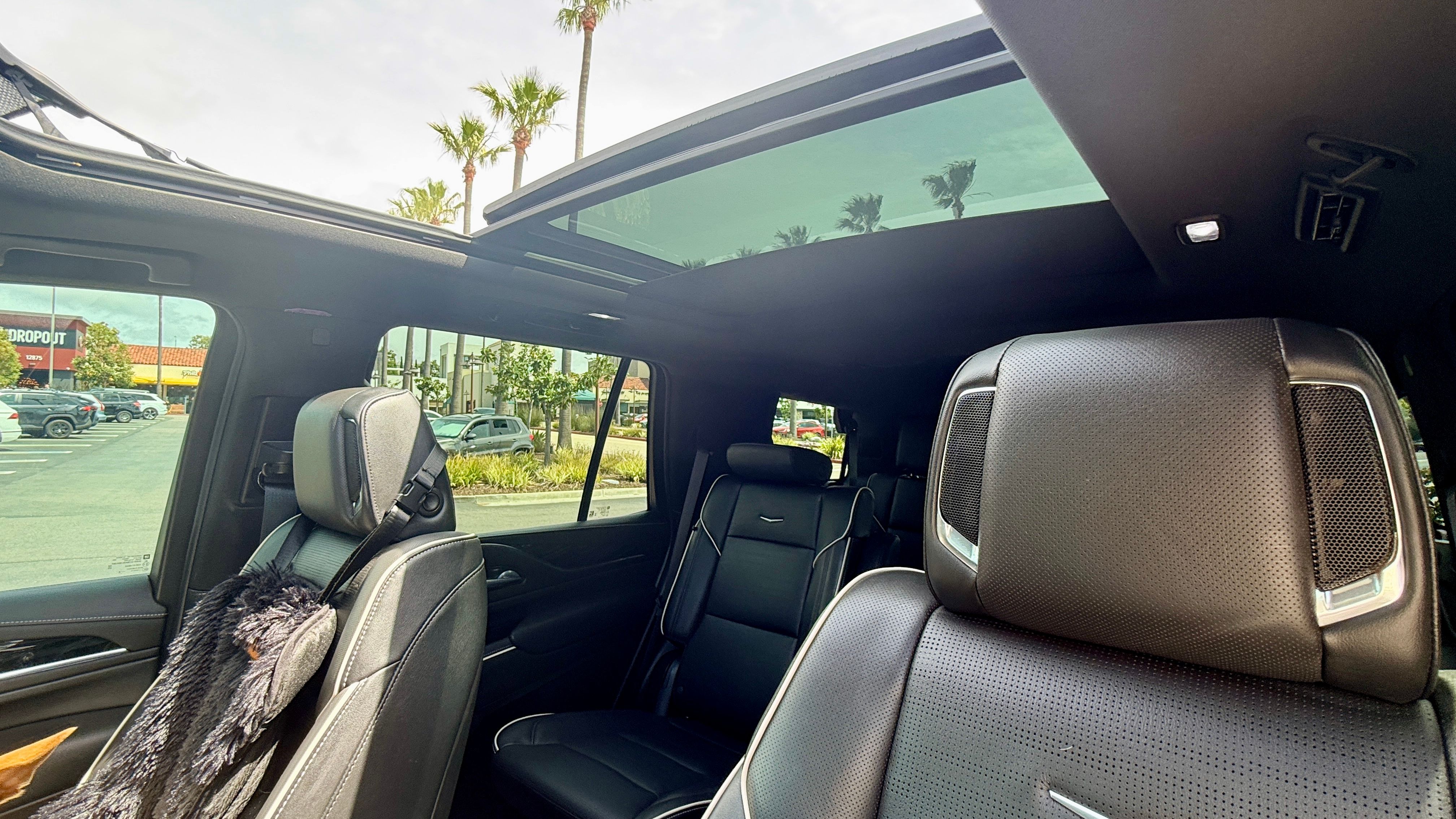 Used 2024 Cadillac Escalade Sport w/ LPO, ONYX Package AWD/4WD image 10